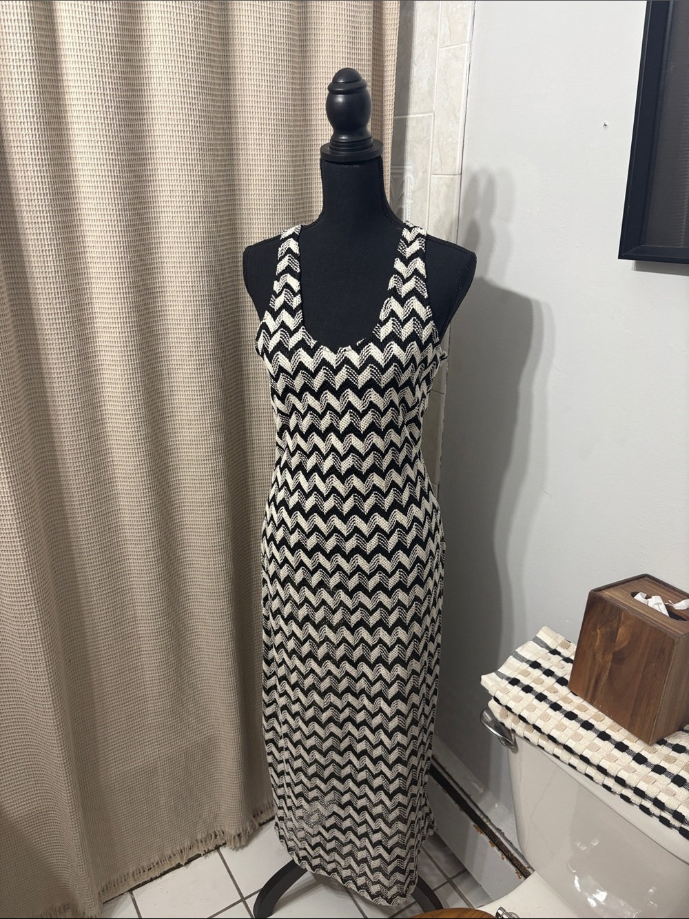 Walter Baker Black & White Chevron Maxi Dress nwot